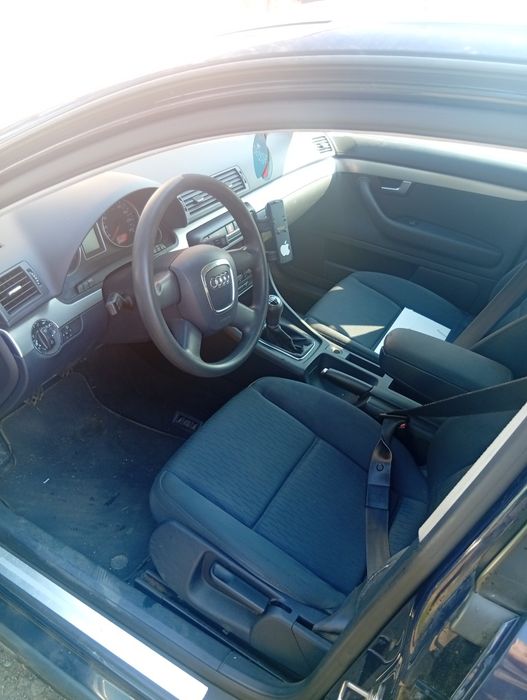 Audi A4 B7 нерозмитнена