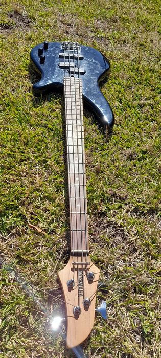 Baixo Yamaha RBX 170