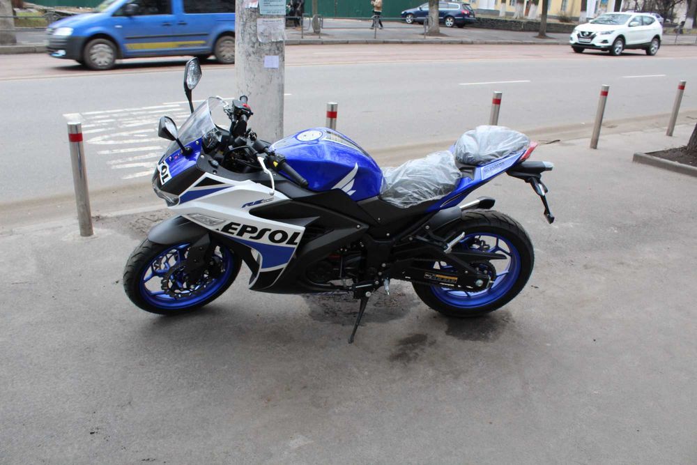 Мотоцикл ML250 CBR (REPSOL)
