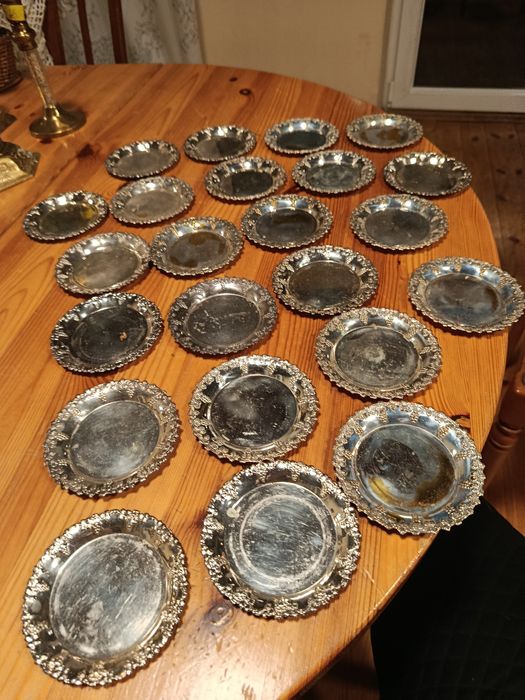 Podkładki platerowane do szklanek 23szt
