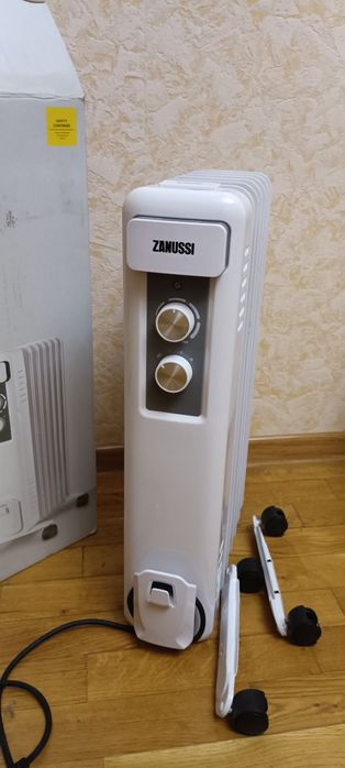 Масляний радіатор Zanussi ZOH/CS-07WN