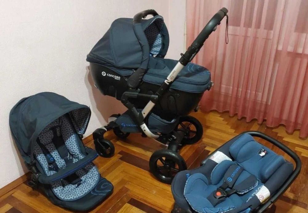 Продам фірмову дитячу коляску 2 в 1