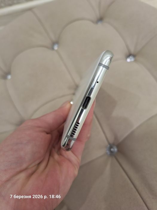 Samsung S20 fe. 6/128