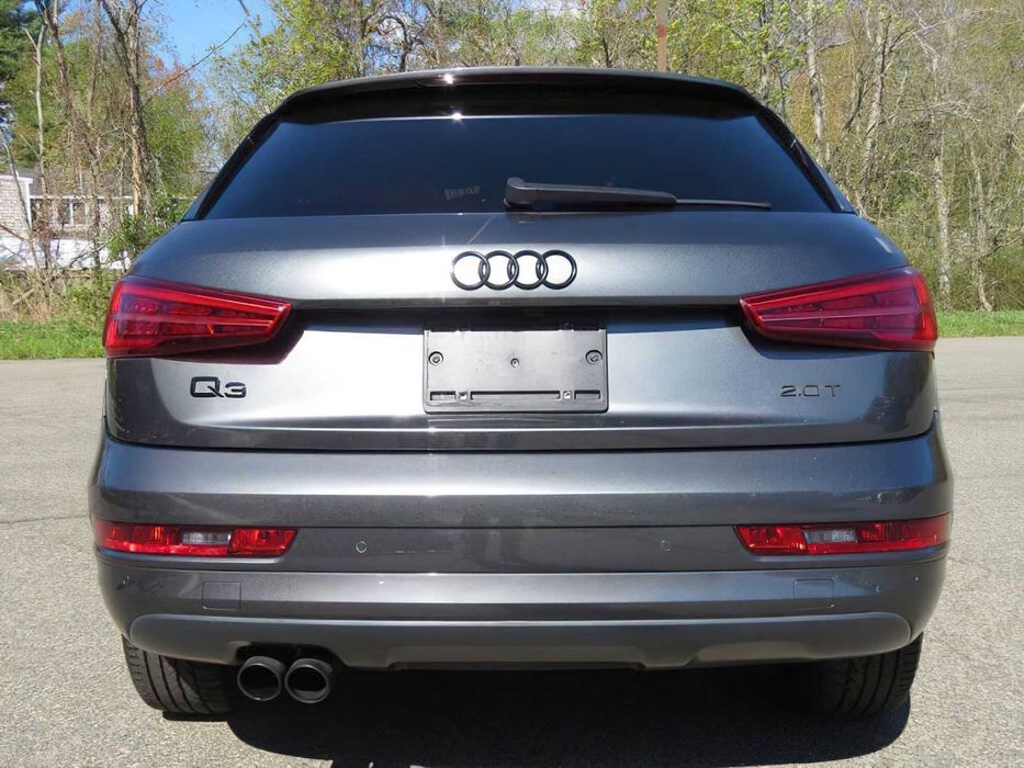 Audi Q3      2018