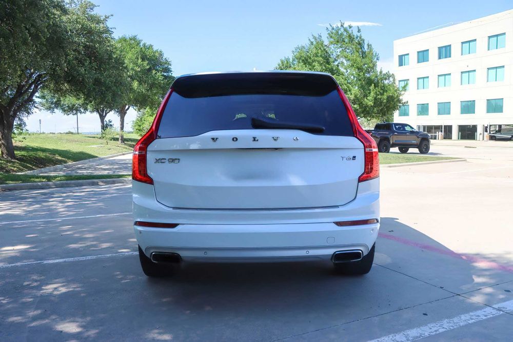 Volvo Xc90      2019