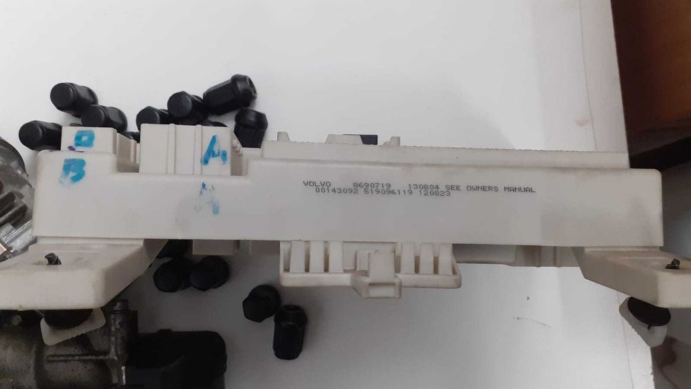 Części do Volvo V 50