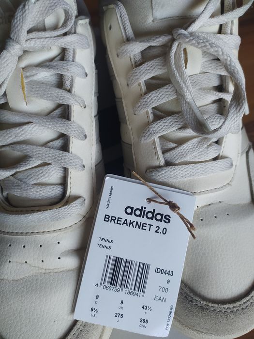 Кросівки adidas р. UK9