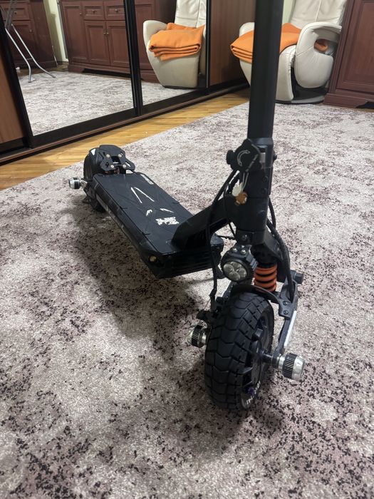 Продам самокат г2 мастер