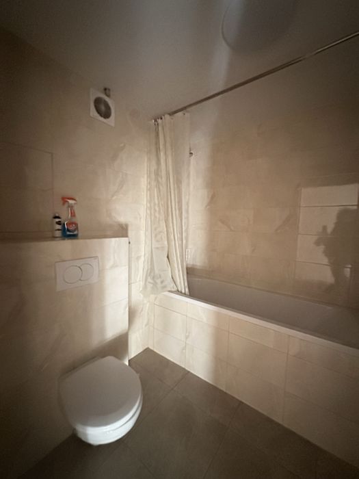 Зигіна, 2х кімнатна студія 17000грн + комунальні