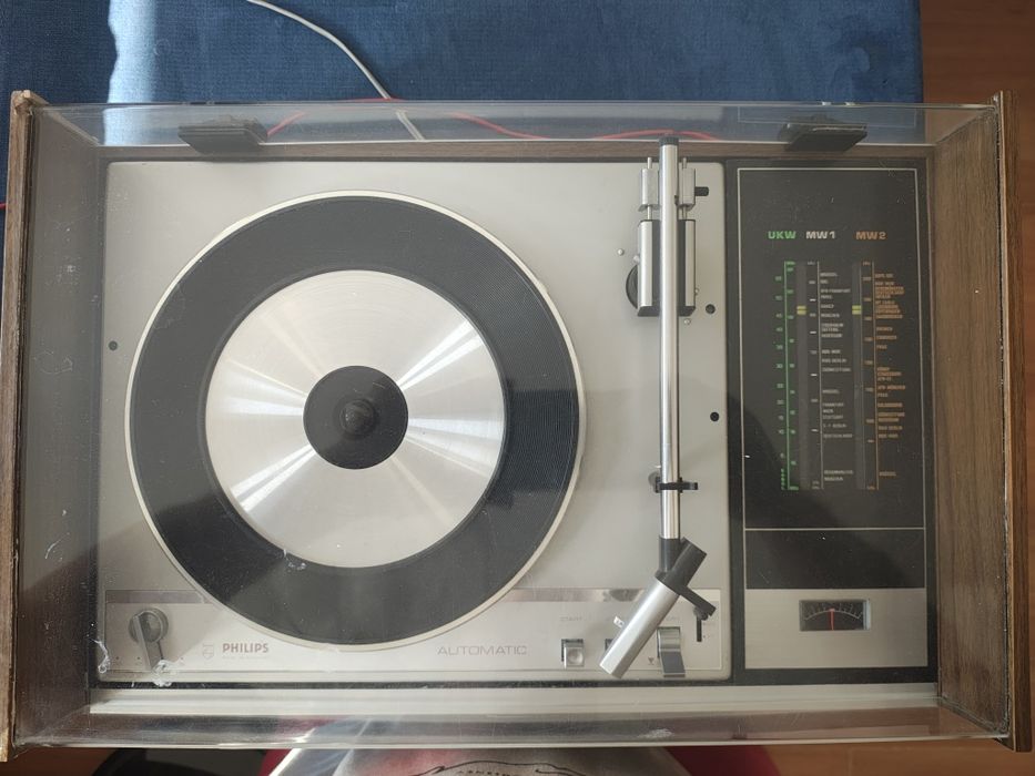 Philips gramofon-radio-bt