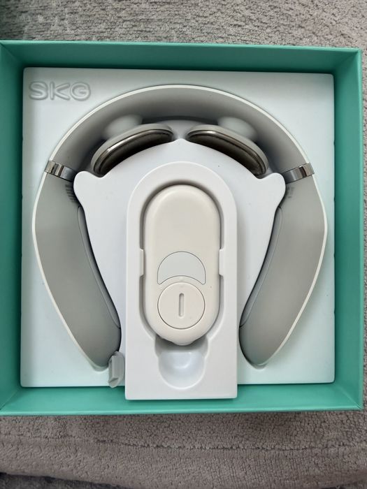 Масажер для шиї з підігрівом