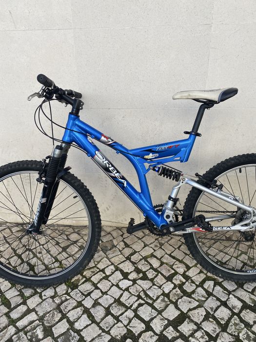 Bicicleta suspensão total Orbea Wild