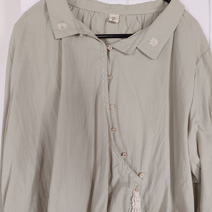 Blusa 100% algodão da marca portuguesa Maïttè, veste de um M ao Xl
Nun