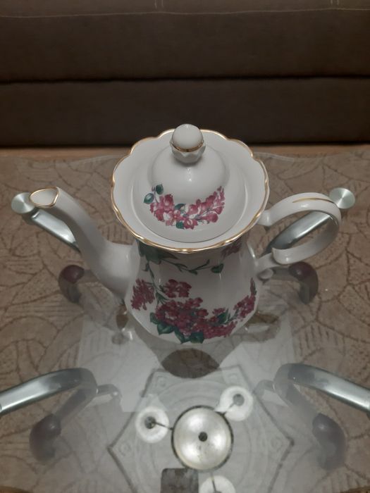 Чайник новый 2 л.