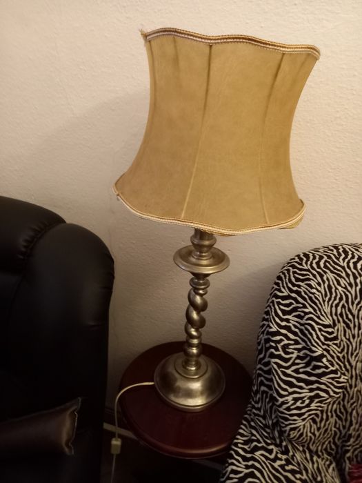 Candeeiro antigo pé em estanho