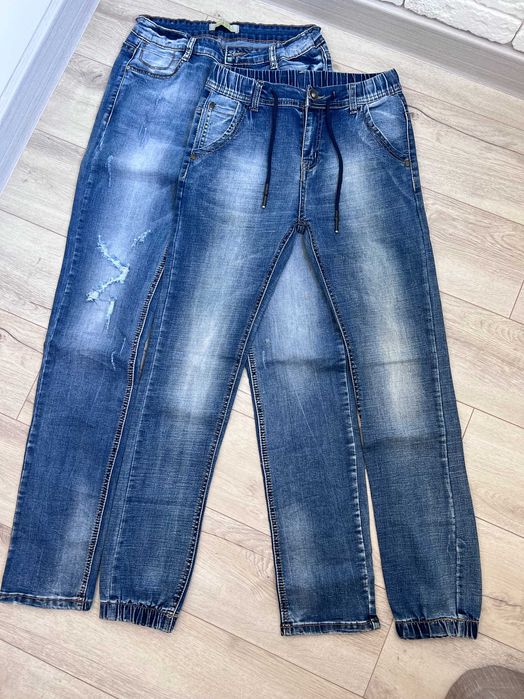 Продам б/у джинсы на мальчика 11 и 15 лет.