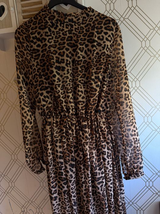 Sukienka w panterke Brandenburg