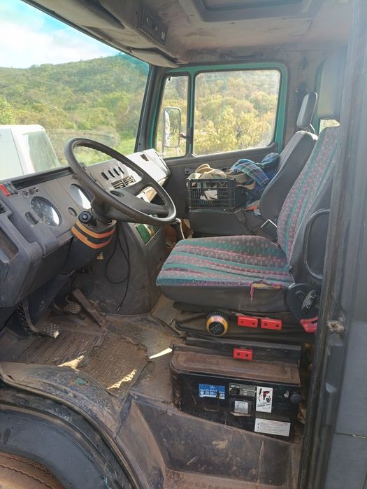 Mercedes 709d alemã basculante 6 lugares