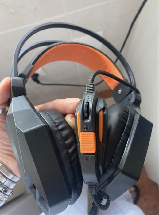 Auscultadores como novos