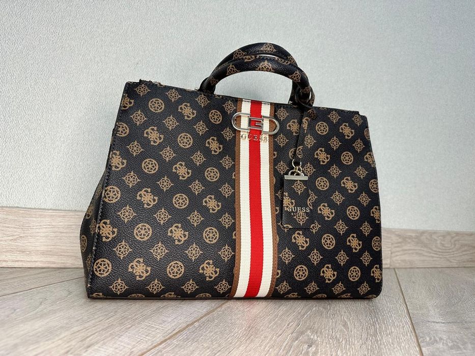Продам орігальну сумку  GUESS