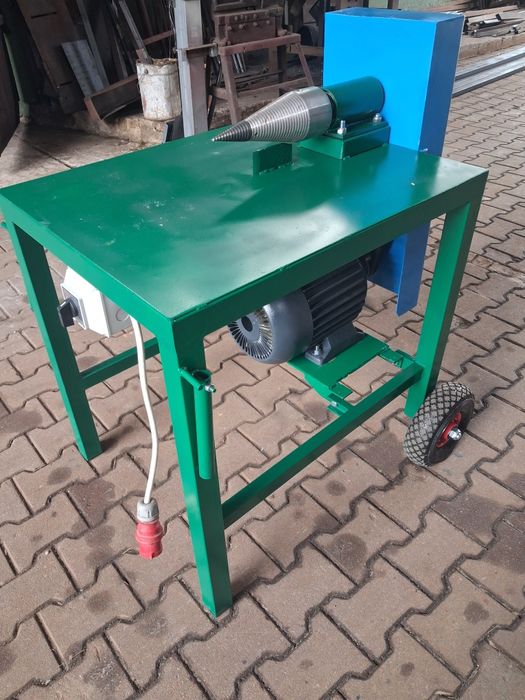 Łuparka świdrowa do drzewa