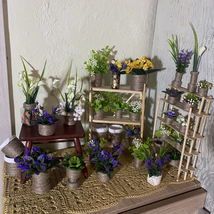 Декор для ляльок, для будиночка , вазони та корзини