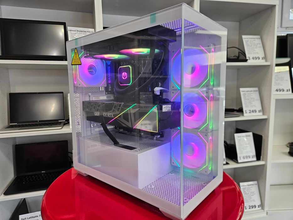 OD RĘKI Komputer Gamingowy Ryzen 7 9800X3D 64GB DDR5 2TB RTX 5080 16GB