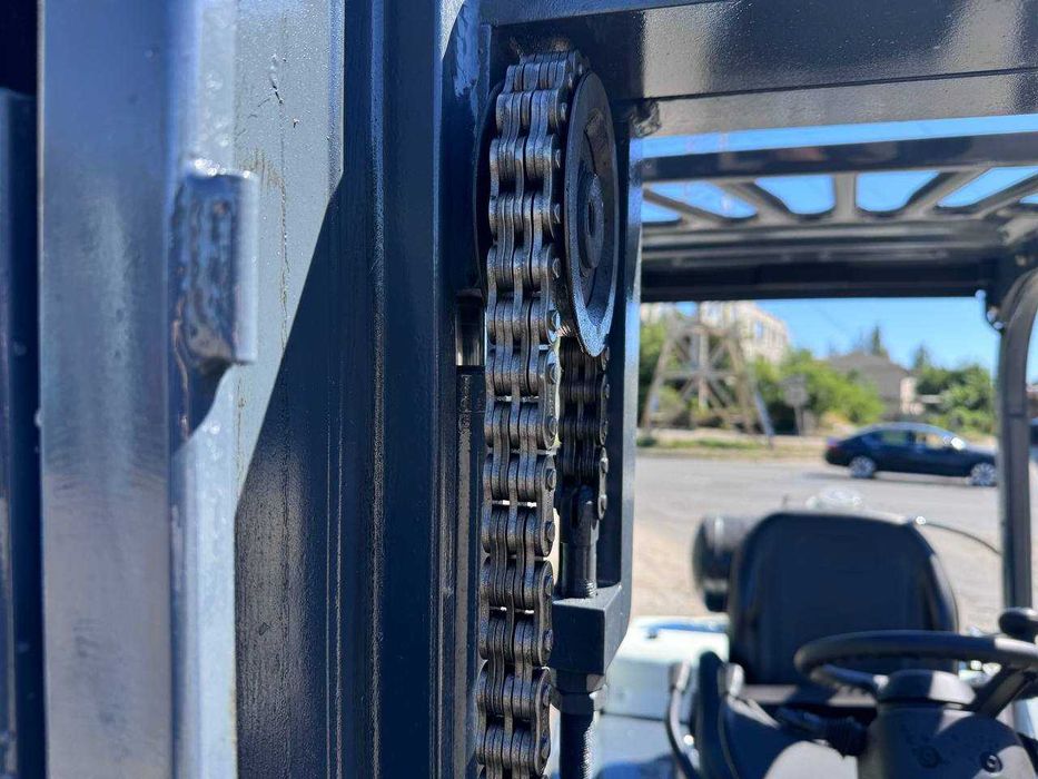 Навантажувач вилковий NIssan-Unicarriers,вилочный погрузчик