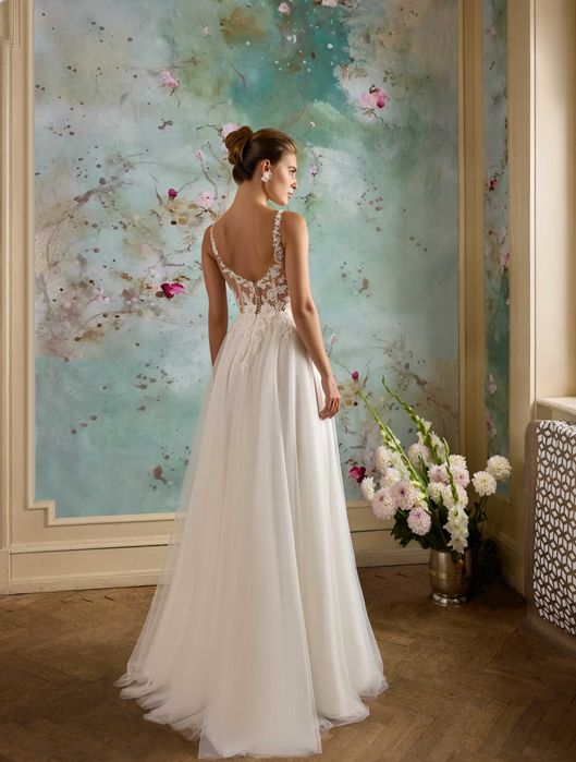 Suknia ślubna nowa polecam