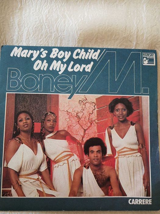 Discos de vinil e cassetes