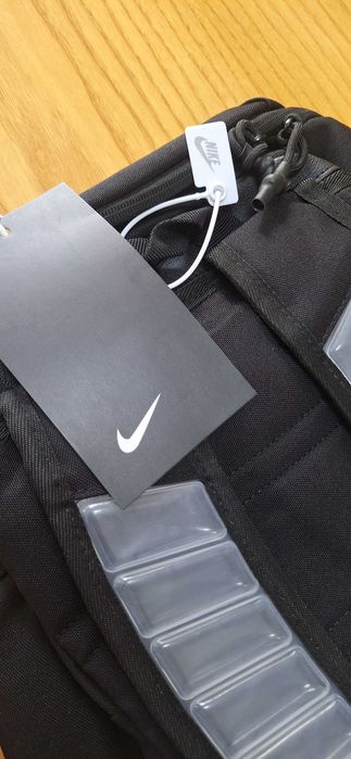 Mochila Nike ELITE
