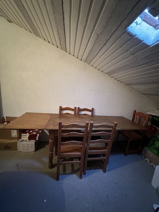 Mesa extensivel de madeira