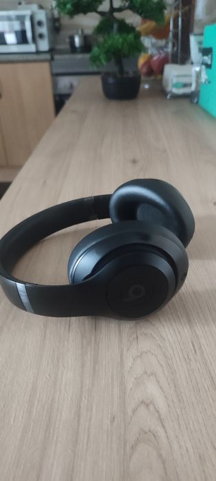 Beats Studio Pro