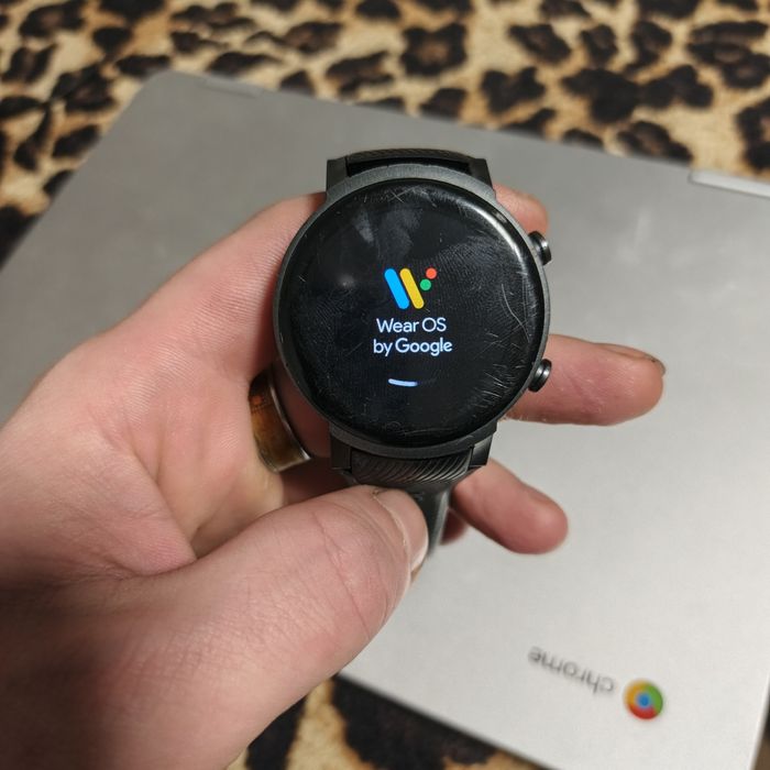 Смарт часы Mobvoi Ticwatch E3