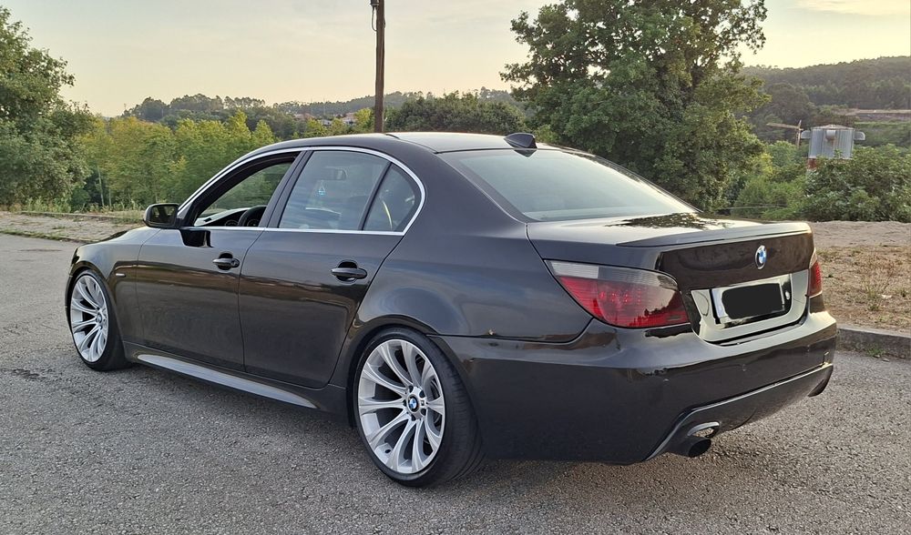 Bmw e60 520d pack m