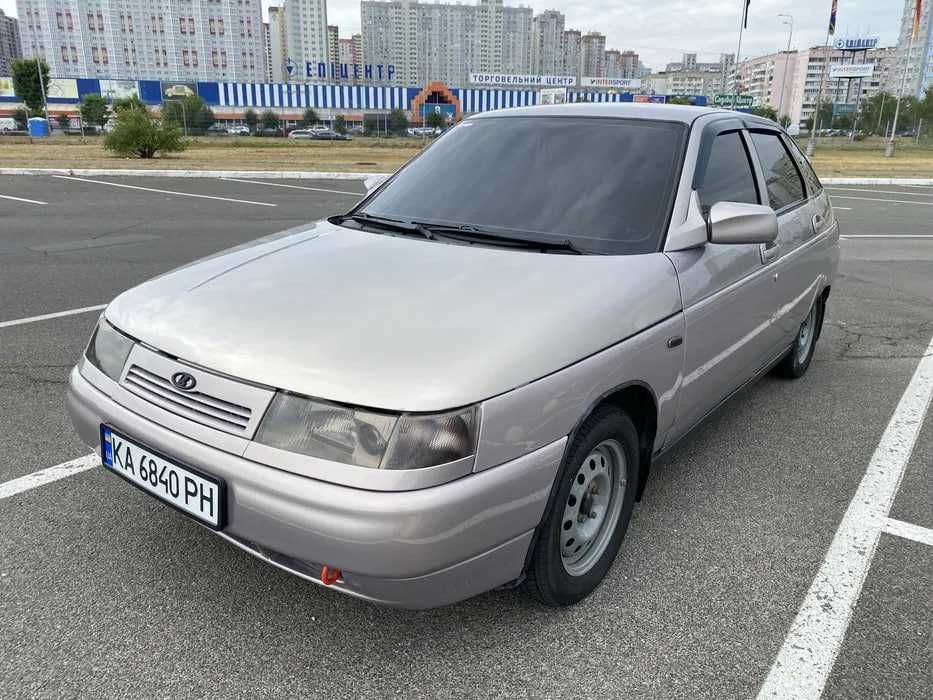 Продам  авто  Ваз-2112