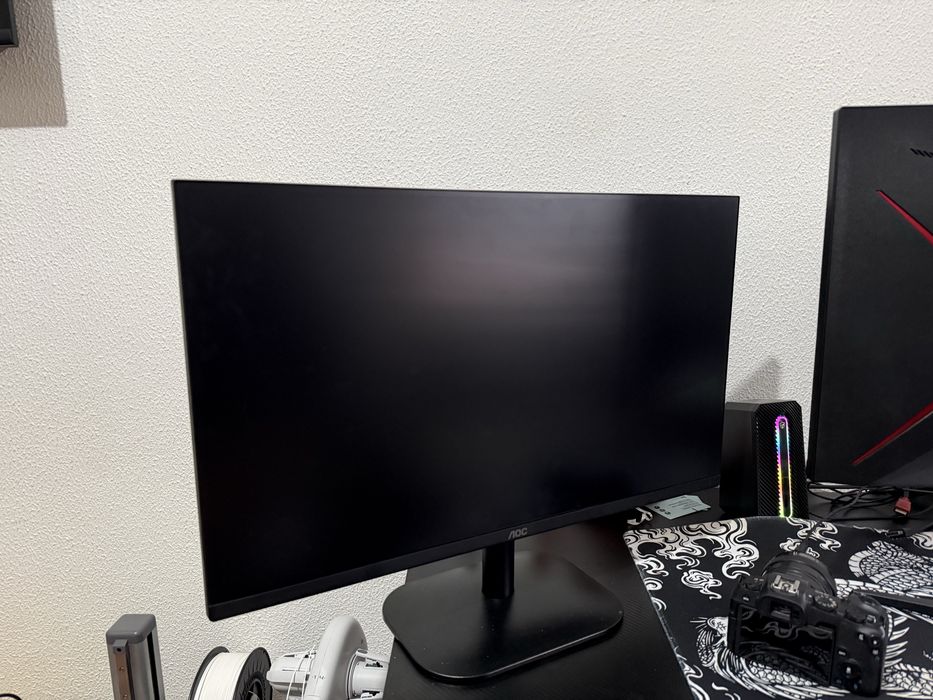 Monitor AOC 24” Full HD | HDMI + VGA | Excelente estado