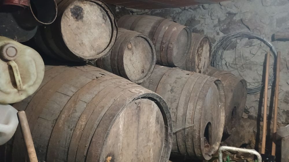 Pipos de Madeira e torneiras bronze