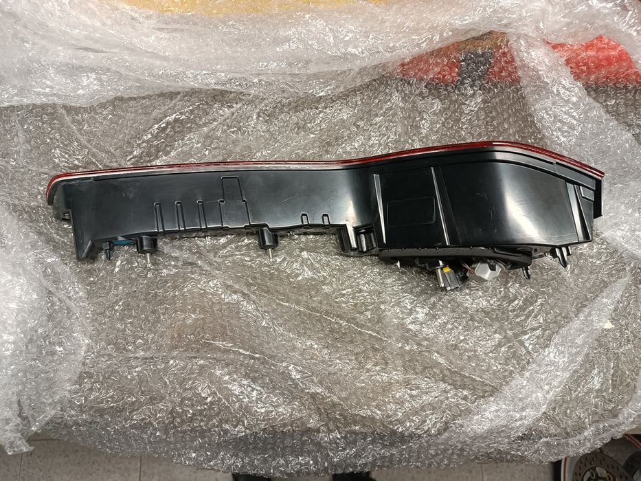 Farol traseiro direito Megane 2016