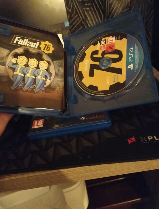 Fallcout76 + metal gear solid