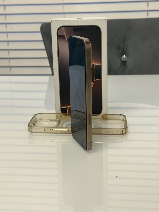 iPhone 16 Pro Max 256 gb 88% baterii