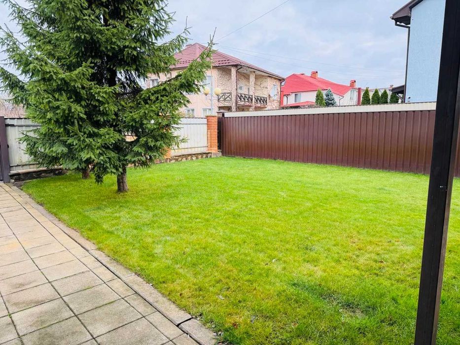 Продам Великий дуплекс з ремонтом і газом 240м2 на 5 сотках