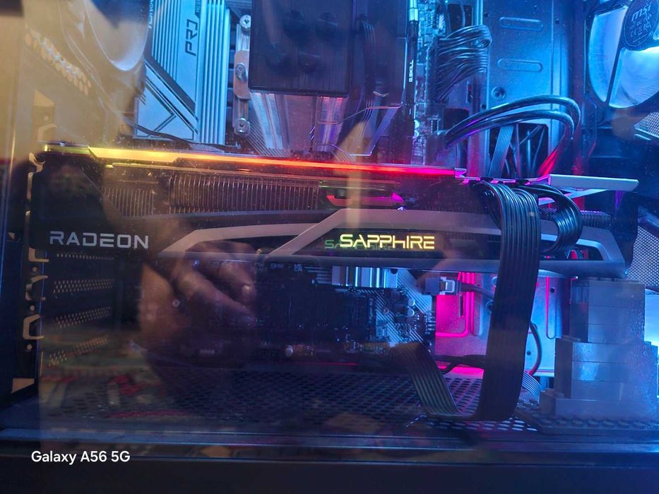 Продам Sapphire Radeon RX 6800  Nitro+ SE 16GB GDDR6