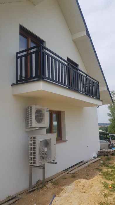 Balustrady aluminiowe nierdzewne szklane