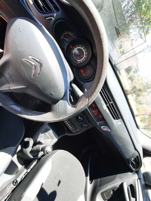 Citroen C3 1.4 .