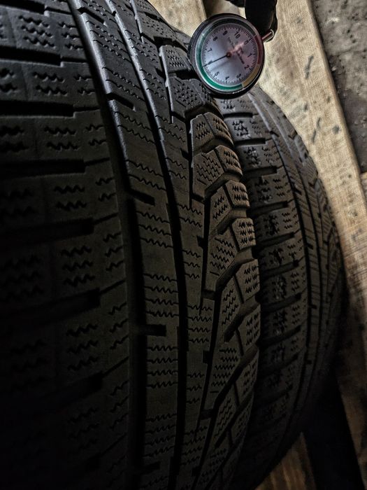 Зимові 225/60r17 Hankook | 2023 | 7/6mm | Made in Hungary | Преміум шини | Комплект / 4шт | Ідеальний стан, без пошкоджень, без ремонтів, без дефектів