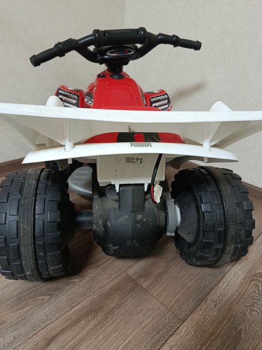 Дитячий акумуляторний квадроцикл Honda