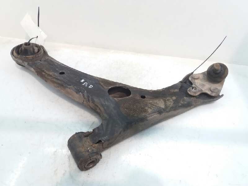 BRAÇO SUSPENSÃO INFERIOR FRENTE ESQUERDO TOYOTA AVENSIS 1.8 (ZZT251_) 129CV 1794...