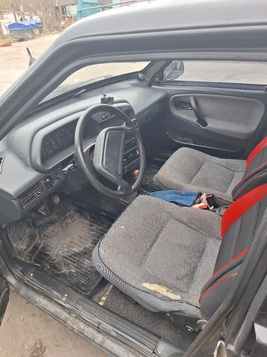 Продам ваз 99на ходу