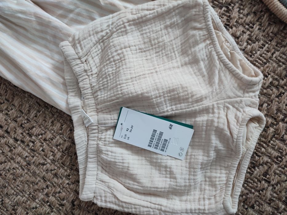 Zestaw sukienka i krótkie spodenki h&m r.92